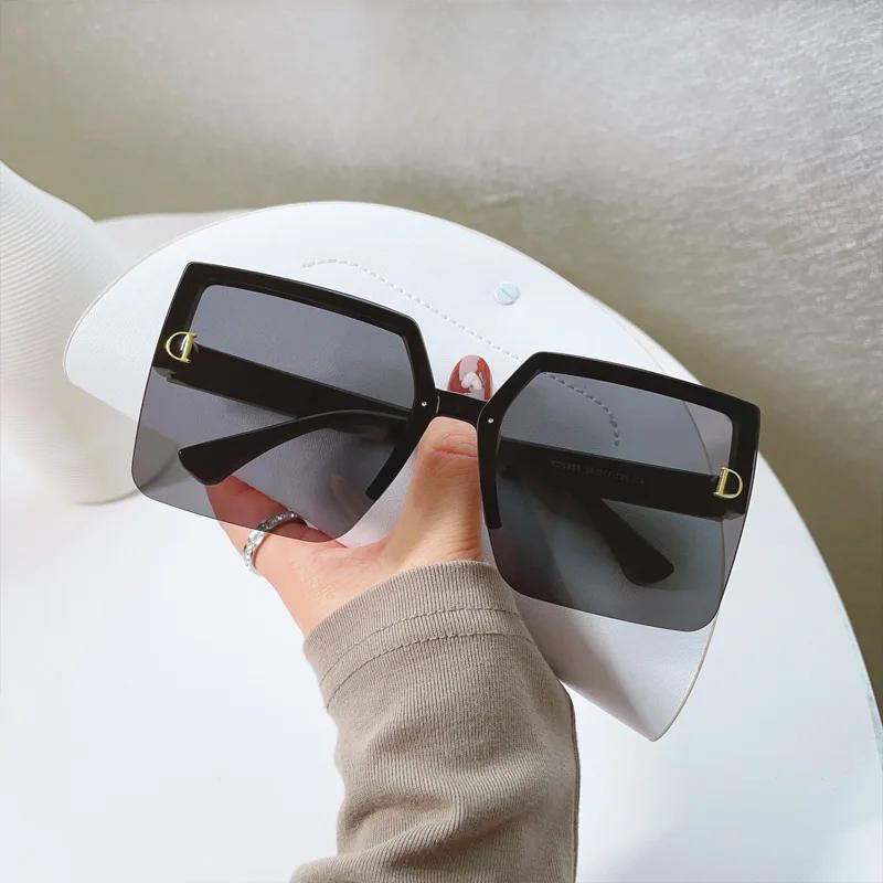 New Womens Fashion Sunglasses Brand Designer Rectangle Sun Glasses Summer Womens Outdoor Travel Eyewear UV400 Oculos